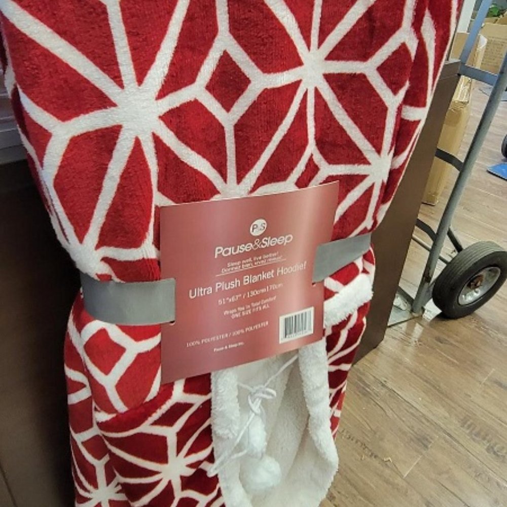 Sherpa lined hooded blanket